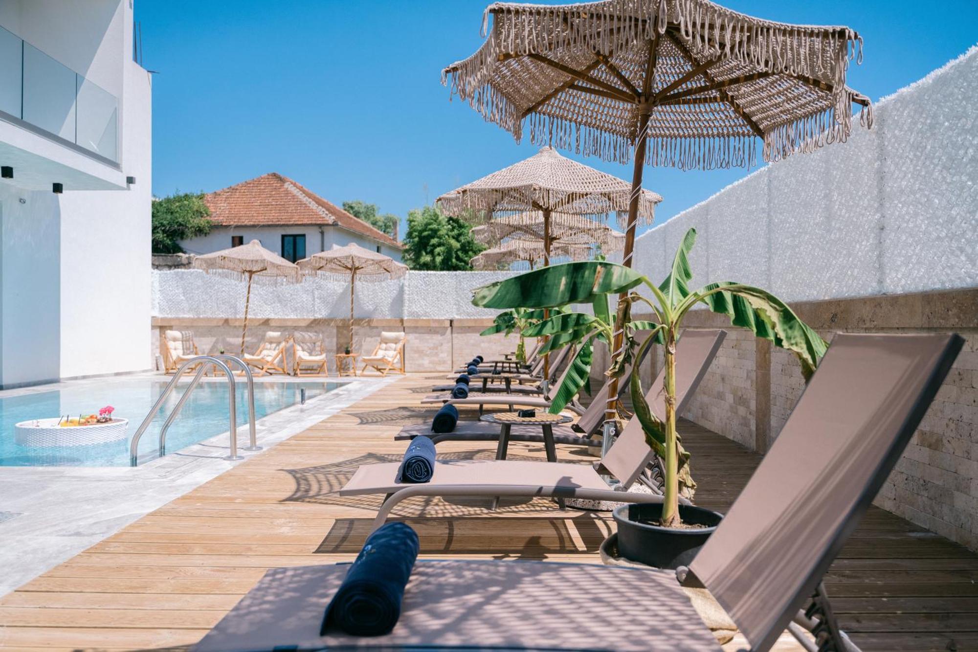 Hotel Teuta Ulcinj Eksteriør billede