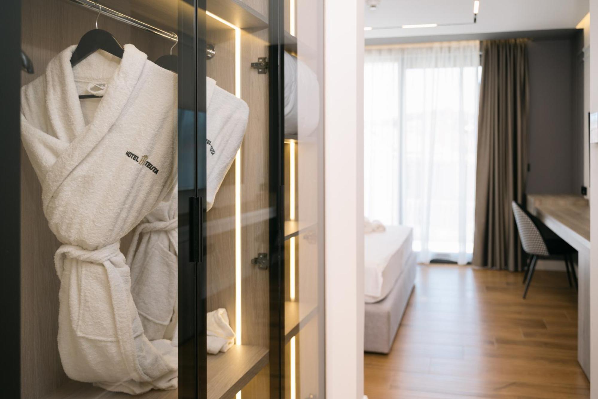 Hotel Teuta Ulcinj Eksteriør billede